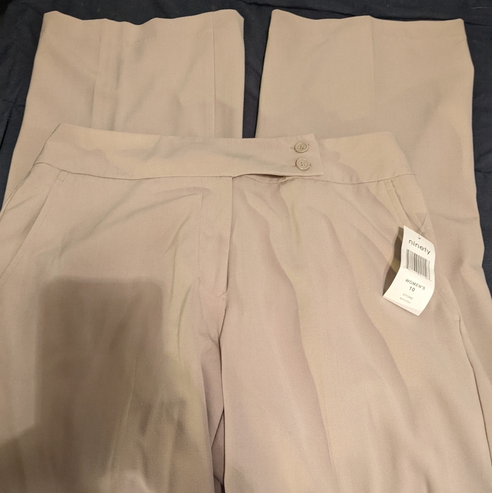 NWT Ninety beige dress pants size 10